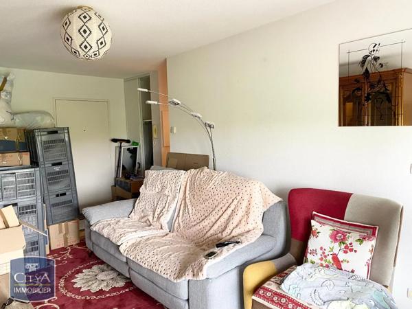 Appartement à louer 2 pièces 46.26m² Niort (79000)