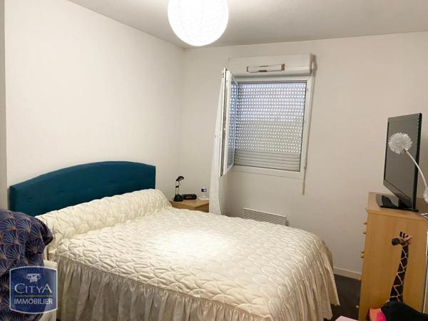 Appartement à louer 2 pièces 46.26m² Niort (79000)