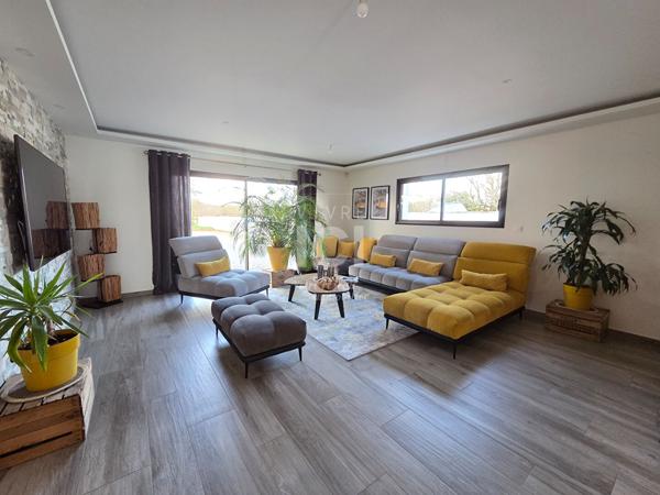 Maison Pont Saint Martin 4 pièce(s) 121 m2