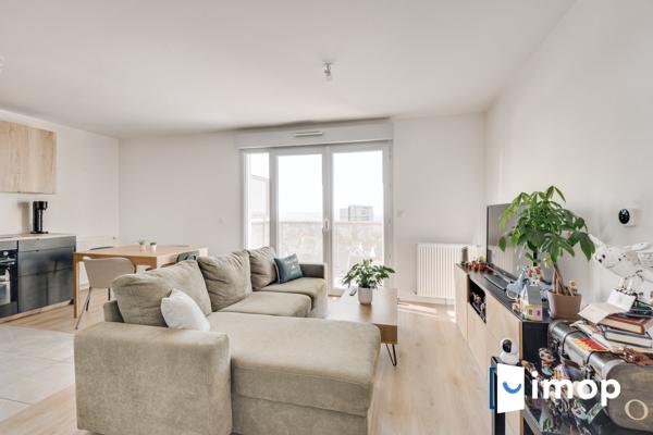 Lumineux T2 de 43m2 avec balcons et parking