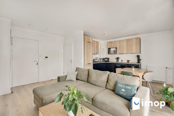 Lumineux T2 de 43m2 avec balcons et parking