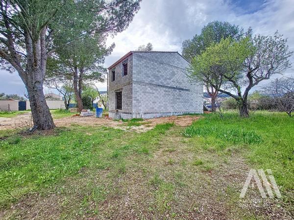 Cuers (83390) Villa neuve à terminer à Cuers