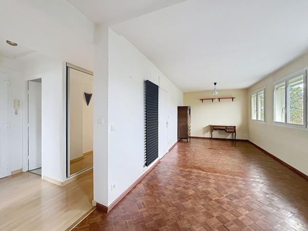 Appartement - 2 pièces - 59 m²