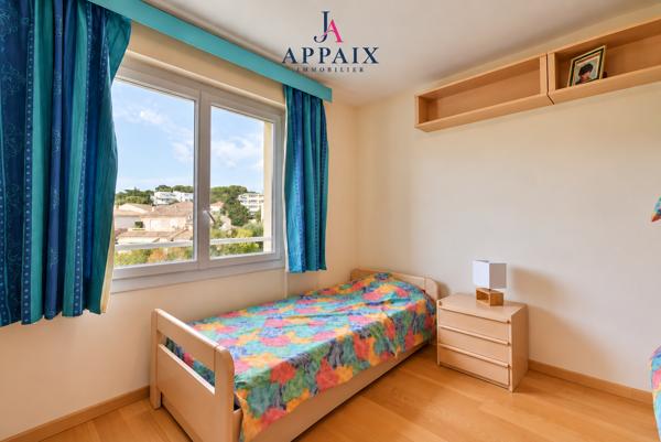 BOULOURIS, APPARTEMENT 3 PIECES DERNIER ETAGE AVEC CAVE ET PLACE DE PARKING PRIVATIVE