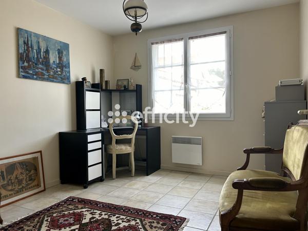 Maison 9 pièces - 165 m² Exclusivité efficity