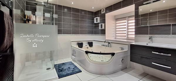 Maison 11 pièces - 280 m²