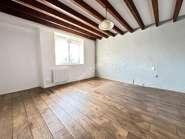 PONT PEAN - RENNES METROPOLE - LONGERE INDEPENDANTE EN PIERRES A RENOVER