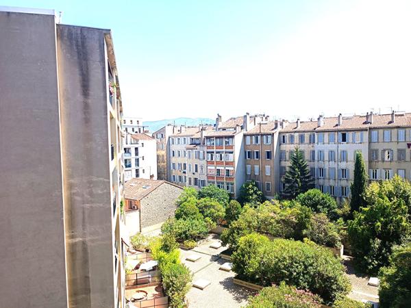 Appartement 5e Arrondissement Baille 3 pièce(s) 49 m2