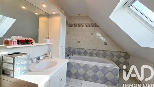 Maison à vendre 5 pièces 123 m² Châteauroux