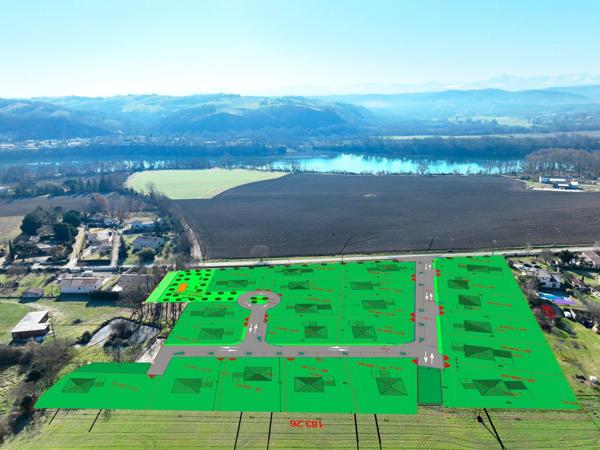 TERRAIN VIABILISE - VUES PYRENEES -