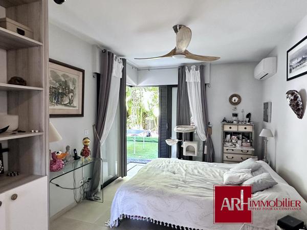 VILLA D'EXCEPTION SUR LES HAUTEURS DE ST PAUL