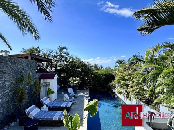 VILLA D'EXCEPTION SUR LES HAUTEURS DE ST PAUL