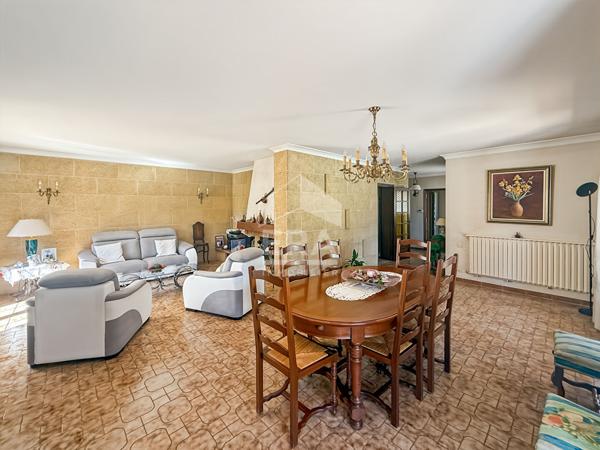 Maison Cabries 6 pièce(s) 183 m2