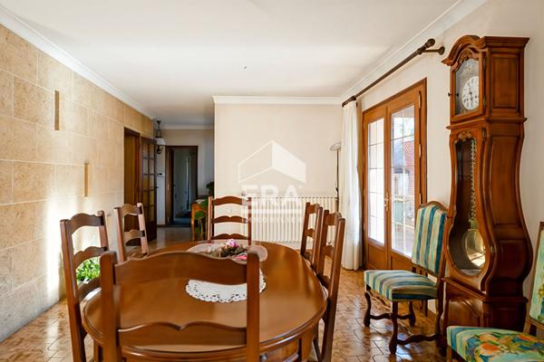 Maison Cabries 6 pièce(s) 183 m2