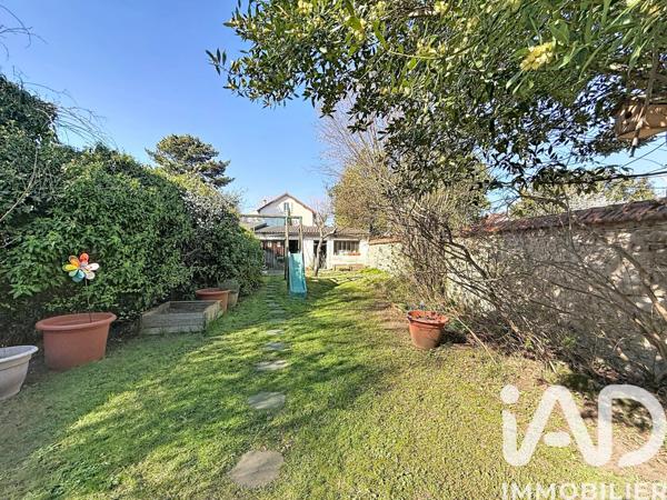 Maison à vendre 5 pièces 142 m² Saint-Maur-des-Fossés