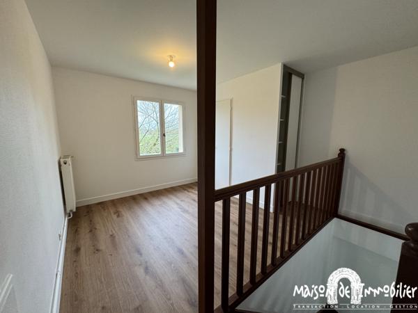 Location Maison contemporaine - 4 pièces - 121m² - JARNAC