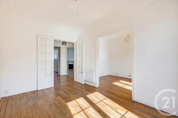Appartement F3 à vendre  3 pièces - 46 m 2   PARIS  - 75020