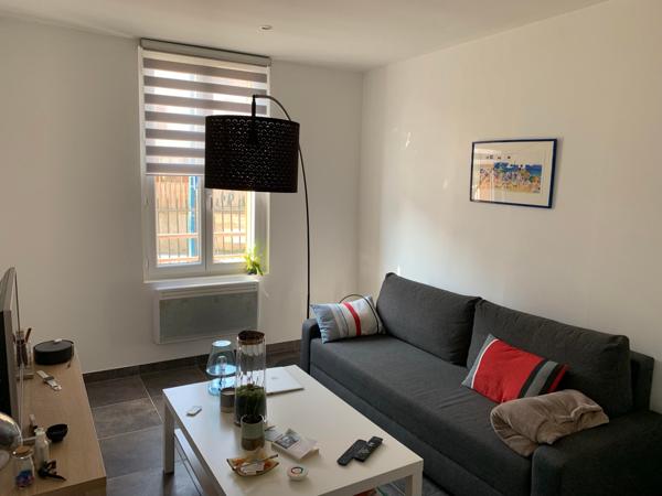 Beau F2 avec garage à Saint-Martin-du Tertre