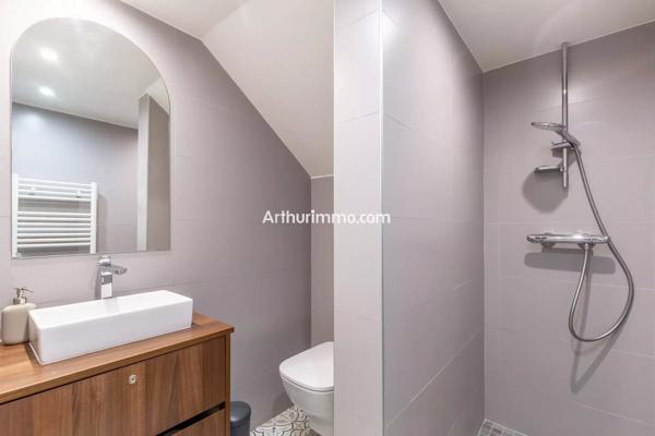 Vente                                                      Maison
                        
                     7 pièces                      189 m2                     à Sucy-en-Brie