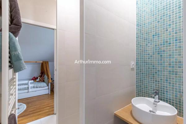 Vente                                                      Maison
                        
                     7 pièces                      189 m2                     à Sucy-en-Brie