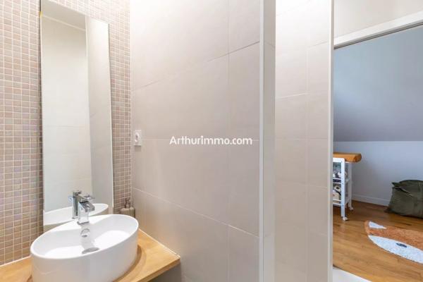 Vente                                                      Maison
                        
                     7 pièces                      189 m2                     à Sucy-en-Brie