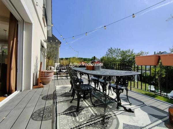 Vente                                                      Maison
                        
                     7 pièces                      189 m2                     à Sucy-en-Brie