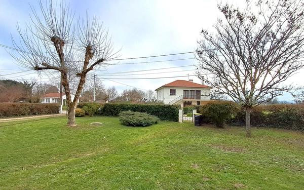 Maison à vendre    4 pièces •  Lamonzie-Saint-Martin