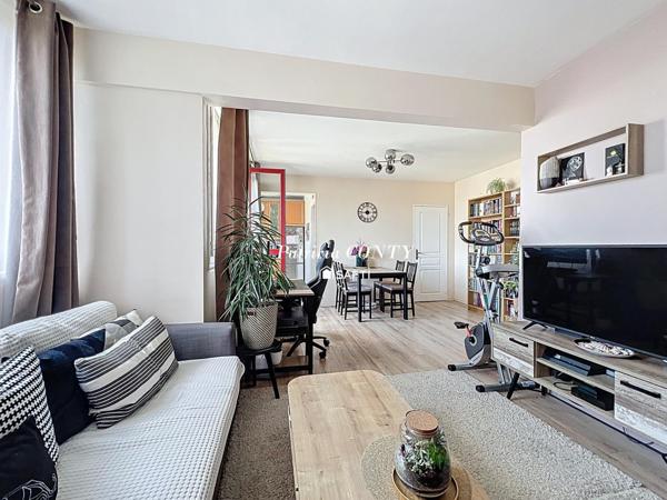 3 pièces idéalement situé entre village et métro