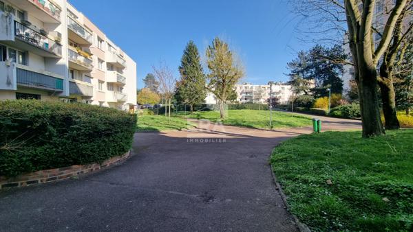 Appartement Neuilly Sur Marne 3 pièce(s) 66 m2