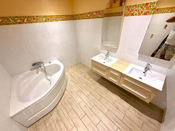 Villa T6 piscine sur parcelle de 590m² à Saint Feliu d'Amont