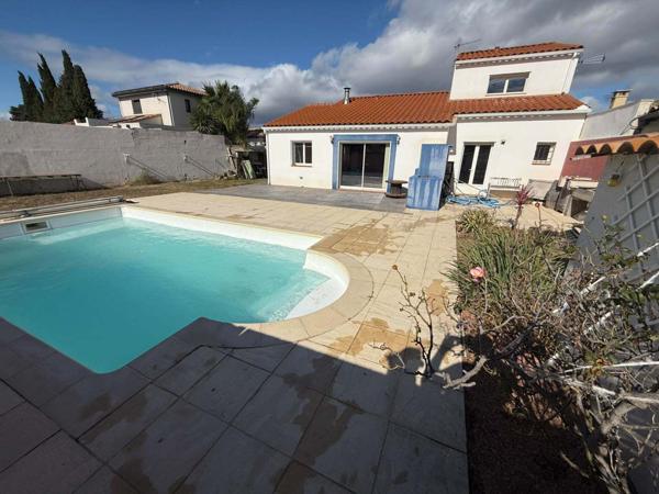 Villa T6 piscine sur parcelle de 590m² à Saint Feliu d'Amont