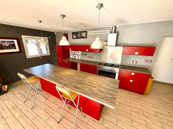 Villa T6 piscine sur parcelle de 590m² à Saint Feliu d'Amont