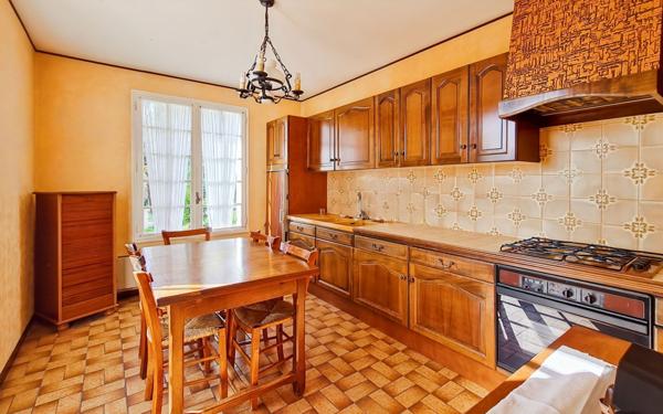 Maison à vendre    4 pièces •  Colayrac-Saint-Cirq