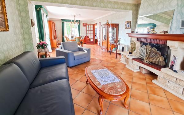 Maison à vendre    4 pièces •  Colayrac-Saint-Cirq