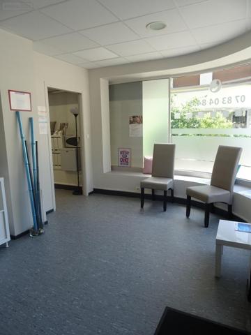 Local Professionnel et commercial à louer à Bourg-en-Bresse dans l'Ain (01000), ref : local gare   
Gare