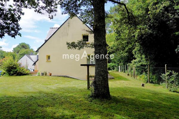 Maison à Quéven, 56530 - 8 pièces 146m²