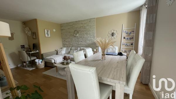 Appartement 3 pièces de 72 m² à Champs-sur-Marne (77420)