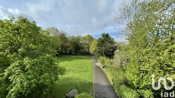 Appartement 3 pièces de 72 m² à Champs-sur-Marne (77420)