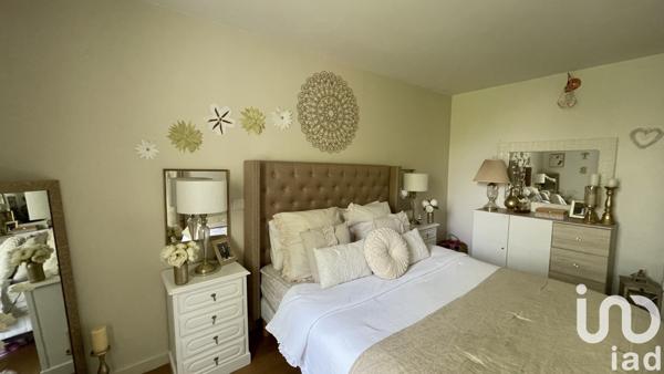 Appartement 3 pièces de 72 m² à Champs-sur-Marne (77420)