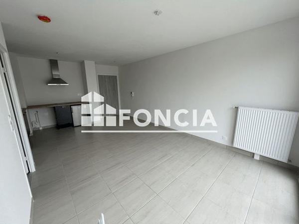 Location Appartement 2 pièces 41.65 m² - 44 A BLD HENRI BAZIN Chenove 21300