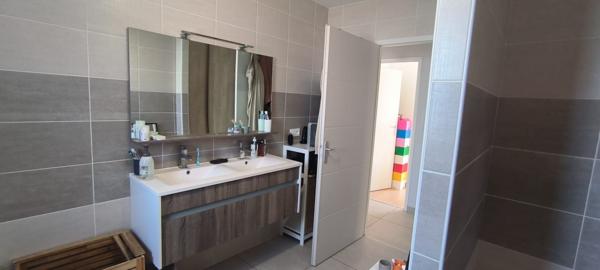 Maison - 5 pièces - 132 m²