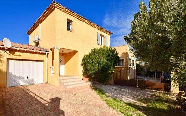 Maison à vendre    5 pièces •  Valliguières