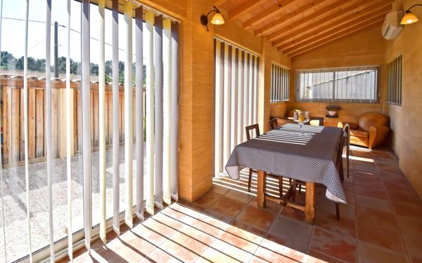 Maison à vendre    5 pièces •  Valliguières