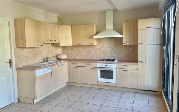 Appartement à louer    3 pièces •  Périgueux