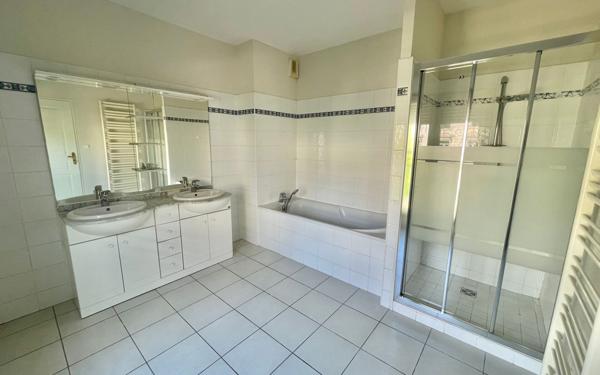 Appartement à louer    3 pièces •  Périgueux