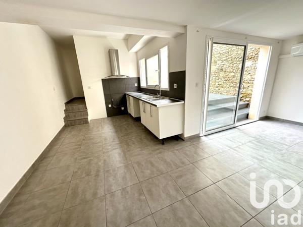 Maison de village 4 pièces de 103 m² à Beauvoisin (30640)