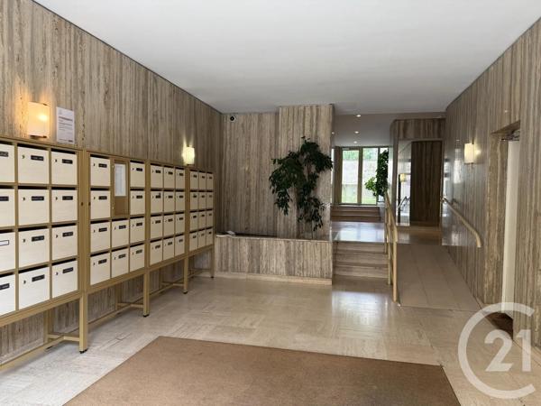 Appartement F1 à vendre  1 pièce - 38,31 m 2   PARIS  - 75020