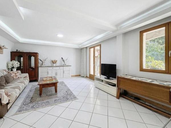 Maison à vendre |  Chambéry |  7 pièces | 149 m²