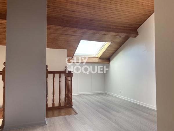 MAISON À VENDRE DE 8 PIÈCES DE 195,00 M²