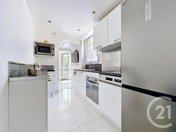 Maison à vendre  7 pièces - 111,30 m 2   MONTFERMEIL  - 93